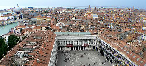 vue depuis le campanile saint marc les procuraties