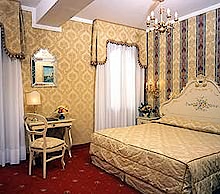 American Hotel Italy Venice Dinesen
