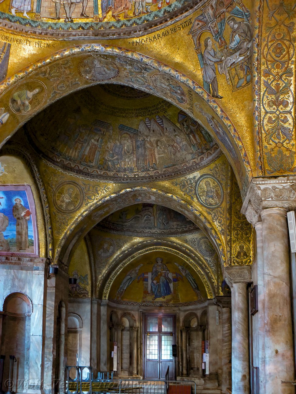 アート・デザイン・音楽 The Basilica of St Mark in Venice アート・デザイン・音楽 The Basilica of St Mark in Venice The
